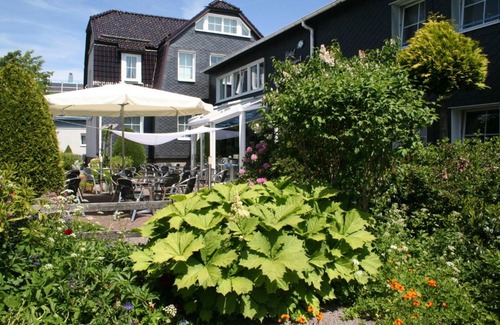 Neustadt am Rennsteig Bed & Breakfast | Landhaus Edelweiss Bed&Breakfast - Adults Only