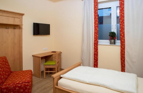 Ganserndorf House | Landhaus Storch - Pension