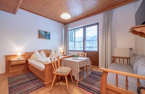 Waidegg House | Landhof Waidegger Wirt - Hotel, Restaurant, Bar
