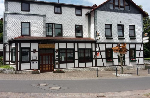 Neuenhof Hotel | Landhotel zur guten Quelle