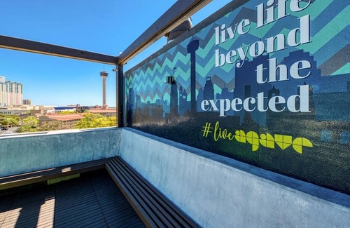 Downtown San Antonio Apartment | Landing at Agave - 1 Bedroom in Downtown