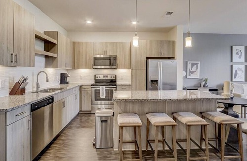 Waldron Apartment | Landing at Altitude 970 - 1 Bedroom in Parkdale Walden