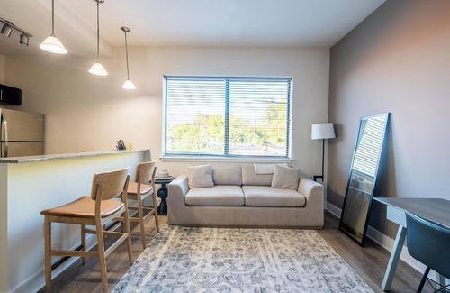Church Hill Apartment | Landing at Cedar Broad - 1 Bedroom in Upper Sho.