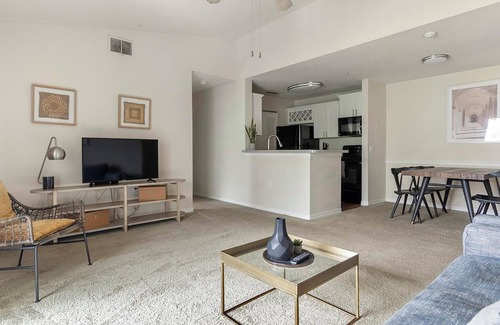 Trailer Estates Apartment | Landing at Champions Walk - 2 Bedrooms in South.