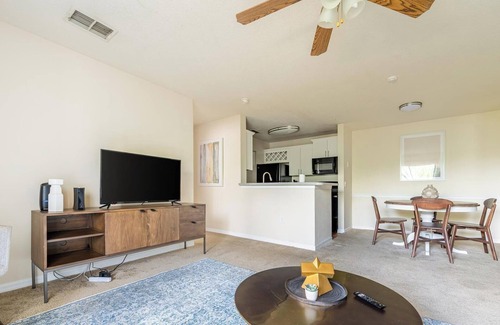 Trailer Estates Apartment | Landing at Champions Walk - 2 Bedrooms in South.
