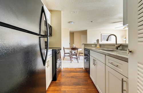 Trailer Estates Apartment | Landing at Champions Walk - 2 Bedrooms in South.