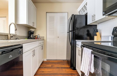 Trailer Estates Apartment | Landing at Champions Walk - 2 Bedrooms in South.