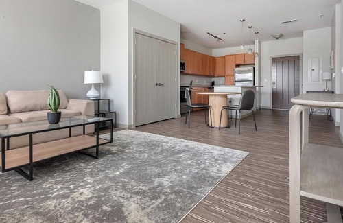 St. Louis Apartment | Landing at Cortona at Forest Park - 1 Bedroom i.