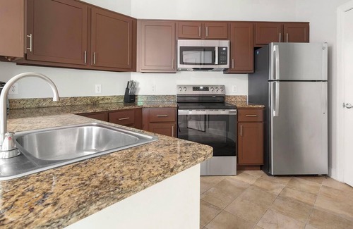 Chillum Apartment | Landing at Mode at Hyattsville - 1 Bedroom in H.