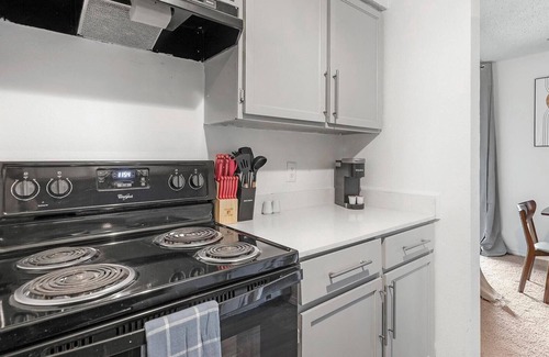 Windsor Park Apartment | Landing at Mueller Flats - 2 Bedrooms in Windso.