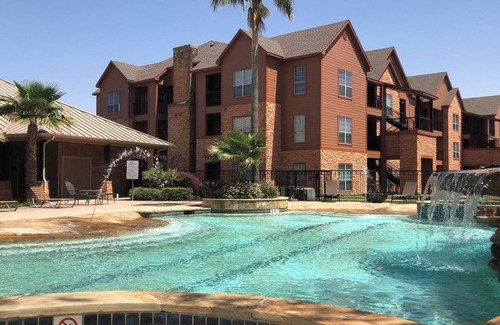 Southbelt/Ellington Apartment | Landing at Settlers Ranch - 1 Bedroom in South .