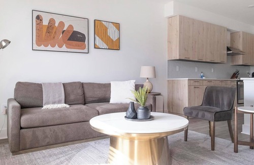 Crestline Heights Apartment | Landing at Station at Crestline - 1 Bedroom in .