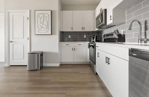Townsite Apartment | Landing at Summit on Boulder - 2 Bedrooms in Valley View