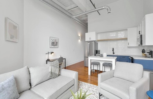 Greenville Apartment | Landing at The American Spinning Mill - 1 Bedro.