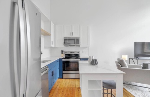 Greenville Apartment | Landing at The American Spinning Mill - 1 Bedro.
