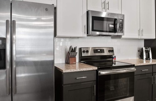 Bowling Green Apartment | Landing at The Newton Apartments - 1 Bedroom in Palisades