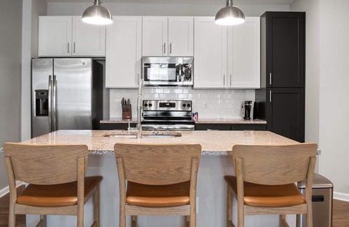 Bowling Green Apartment | Landing at The Newton Apartments - 1 Bedroom in Palisades