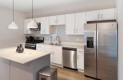 Willow Springs Apartment | Landing at Willow Glen Lofts - 2 Bedrooms in Wi.