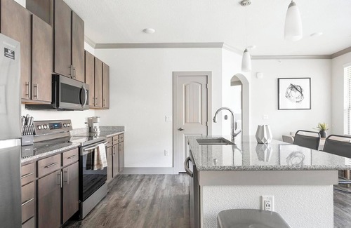 Manor Apartment | Landing | Beautiful 1BD, Clubhouse, Gym