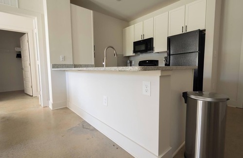 Charlotte Apartment | Landing | Beautiful 2BD, Clubhouse, Pool