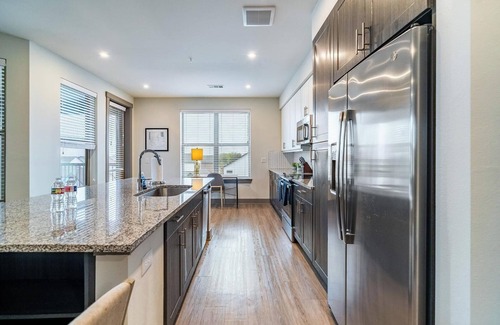 McKinney Apartment | Landing | Beautiful 2BD, Gym, Pool