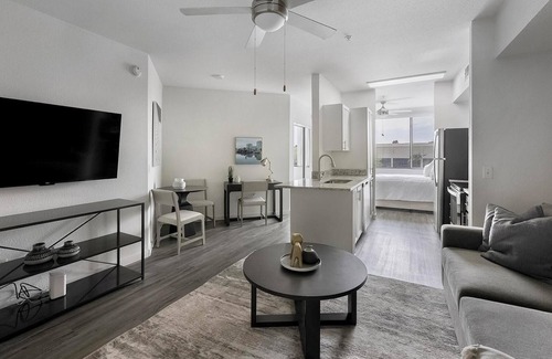 Tempe Apartment | Landing | Beautiful Studio, Gym, Rooftop Lounge