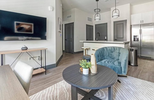 Southbank Apartment | Landing | Beautiful 1BD, Gym, Yoga Studio