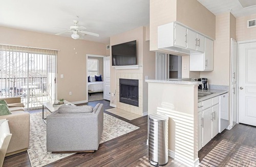 Fort Worth Apartment | Landing | Incredible 1BD, Rooftop Lounge, Gym