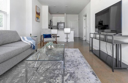Charlotte Apartment | Landing | Incredible 1BD, Gym, Clubhouse