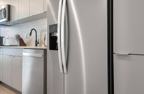 Durham Apartment | Landing | Incredible 1BD, Gym, Pool