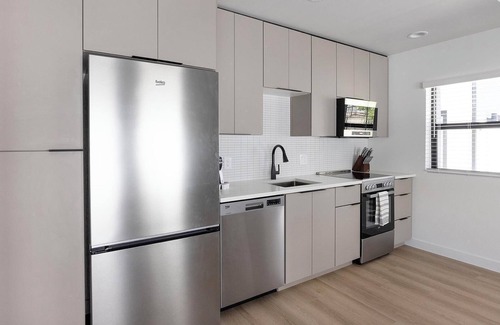 North Mountain Apartment | Landing | Incredible 1BD, Clubhouse, Pool