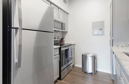Pipers Meadow Apartment | Landing | Incredible 1BD, Gym, Pool