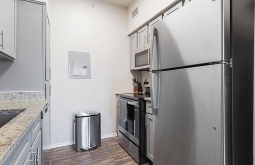 Pipers Meadow Apartment | Landing | Incredible 1BD, Gym, Pool