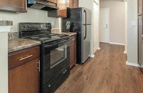 Germantown Apartment | Landing | Modern 1BD, Tennis Court, Pool