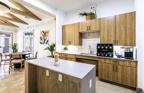 Pflugerville Apartment | Landing | Modern 1BD, Clubhouse, Pool