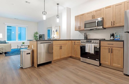 Kensington Apartment | Landing | Modern 1BD, Gym, Clubhouse