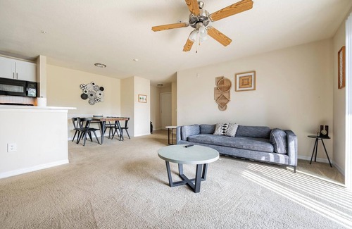 Trailer Estates Apartment | Landing | Modern 2BD, Gym, Tennis Court