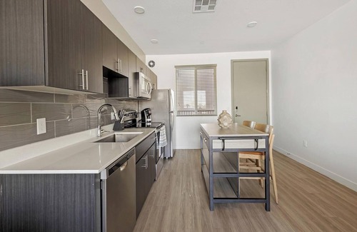 Maryvale Village Apartment | Landing | Modern 2BD, Yoga Studio, Pool