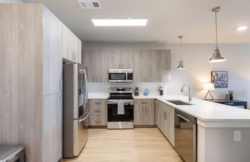 Santa Rosa Beach Apartment | Landing | Modern 1BD, Clubhouse, Gym