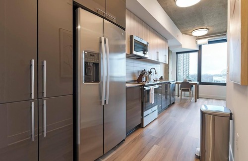 Baileys Crossroads Apartment | Landing | Spectacular 1BD, Game Room, Gym