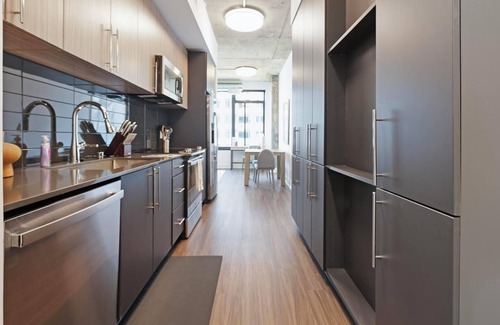 Baileys Crossroads Apartment | Landing | Spectacular 1BD, Game Room, Gym