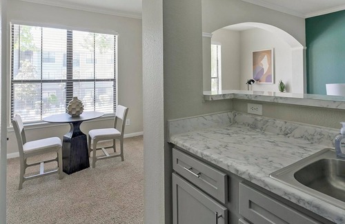 Briarforest Apartment | Landing | Spectacular 1BD, Pool, Gym