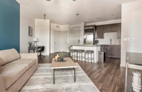 Wetmore Apartment | Landing | Spectacular 1BD, Gym, Game Room