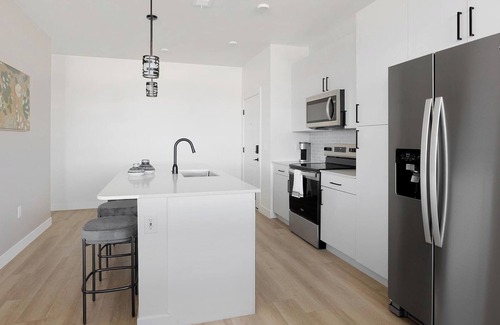 Casa Grande Apartment | Landing | Stunning 1BD, Clubhouse, Gym