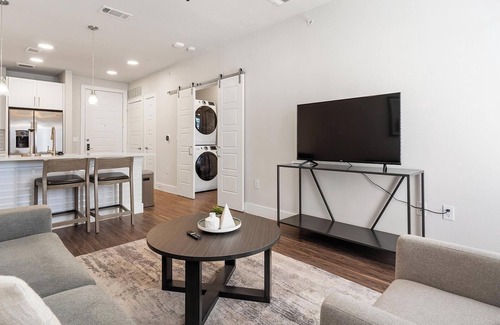 Wetmore Apartment | Landing | Stylish 1BD, Yoga Studio, Clubhouse