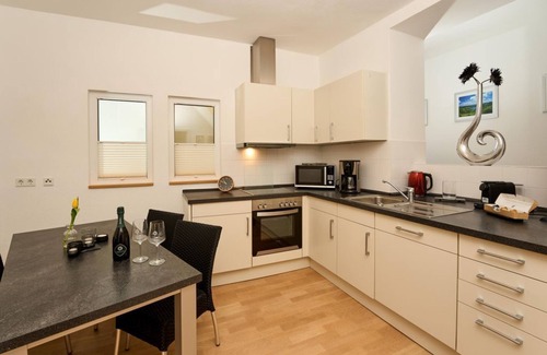 Daun Apartment | Landküche - Ferienwohnung - Ferienwohnung Dusche/wc, 2 Schlafräume bis 6 Pers