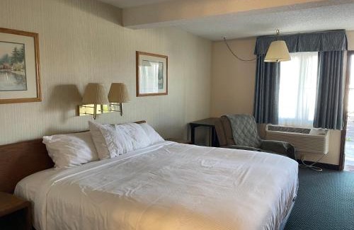 Osawatomie Hotel | Landmark Inn