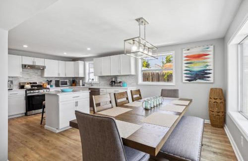 Portage Lakes House | Landmark Lakehouse - luxury living in PLX