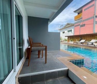 Saladan Hotel | Lanta Corsica Hotel