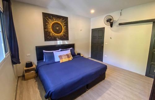 Ko Lanta Apartment | Lanta Sunshine Residence Apt 4 Two Bed Apartment with AC and Work Space